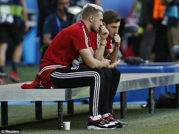 Ronaldo và Nani đưa Bồ Đào Nha vào chung kết ảnh 7