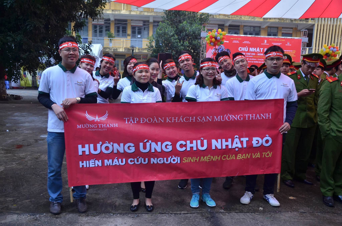 Chủ Nhật Đỏ 2016 đã tiếp nhận 11.763 đơn vị máu ảnh 95