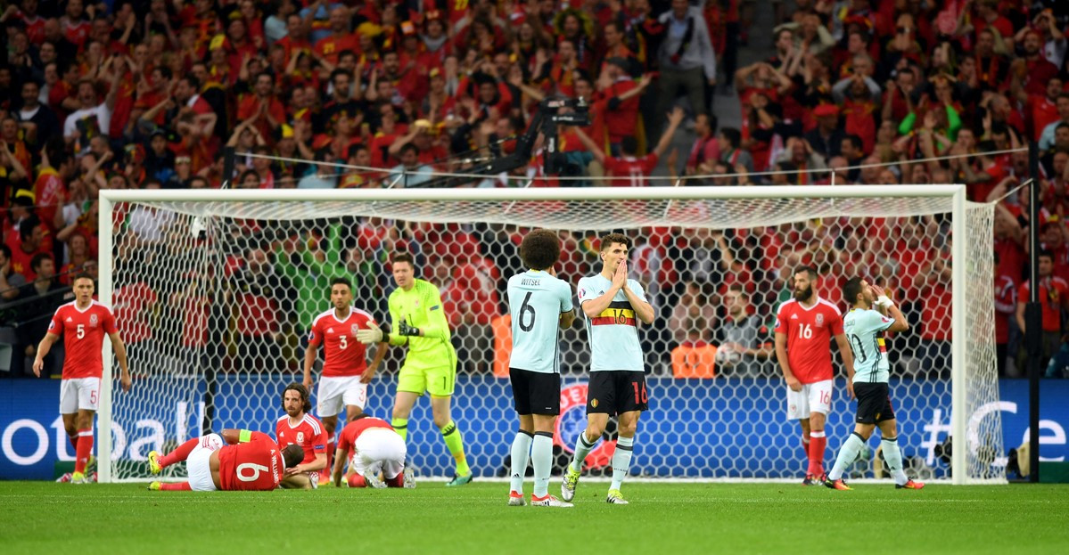 Xứ Wales nối dài kỳ tích, Bale hẹn Ronaldo ở bán kết ảnh 11