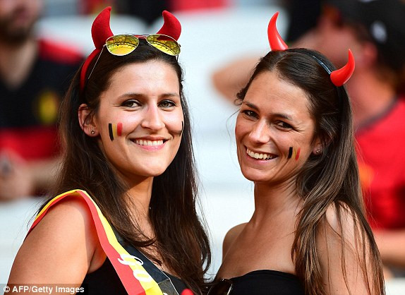 Nainggolan tỏa sáng, Bỉ tiễn Thụy Điển hồi hương ảnh 2