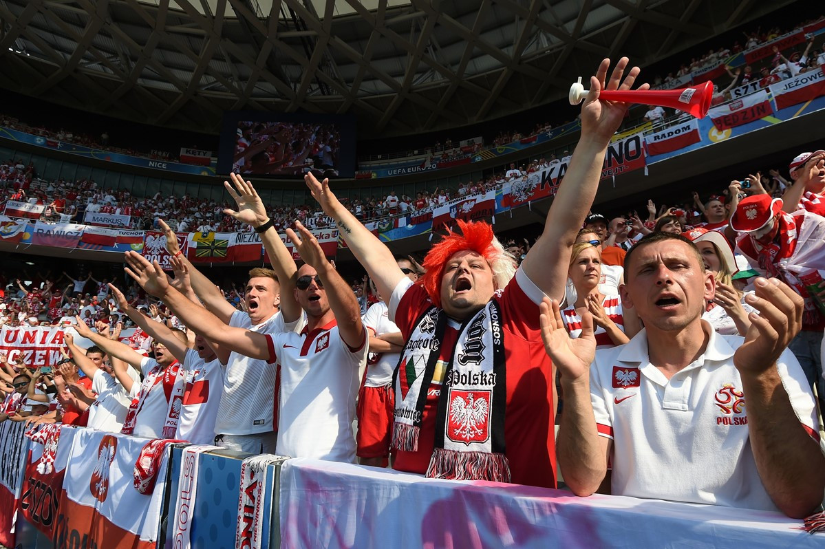 Ba Lan vs Bắc Ireland (1-0): Milik làm nên tất cả ảnh 1