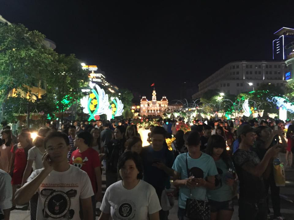 Cả nước tưng bừng đón năm mới Bính Thân 2016 ảnh 36