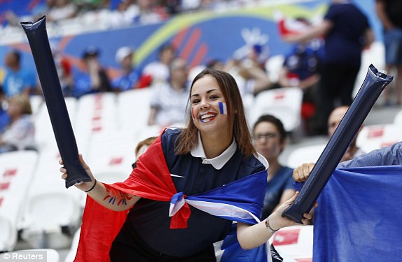 Griezmann lập cú đúp, Pháp ngược dòng thắng CH Ireland ảnh 17