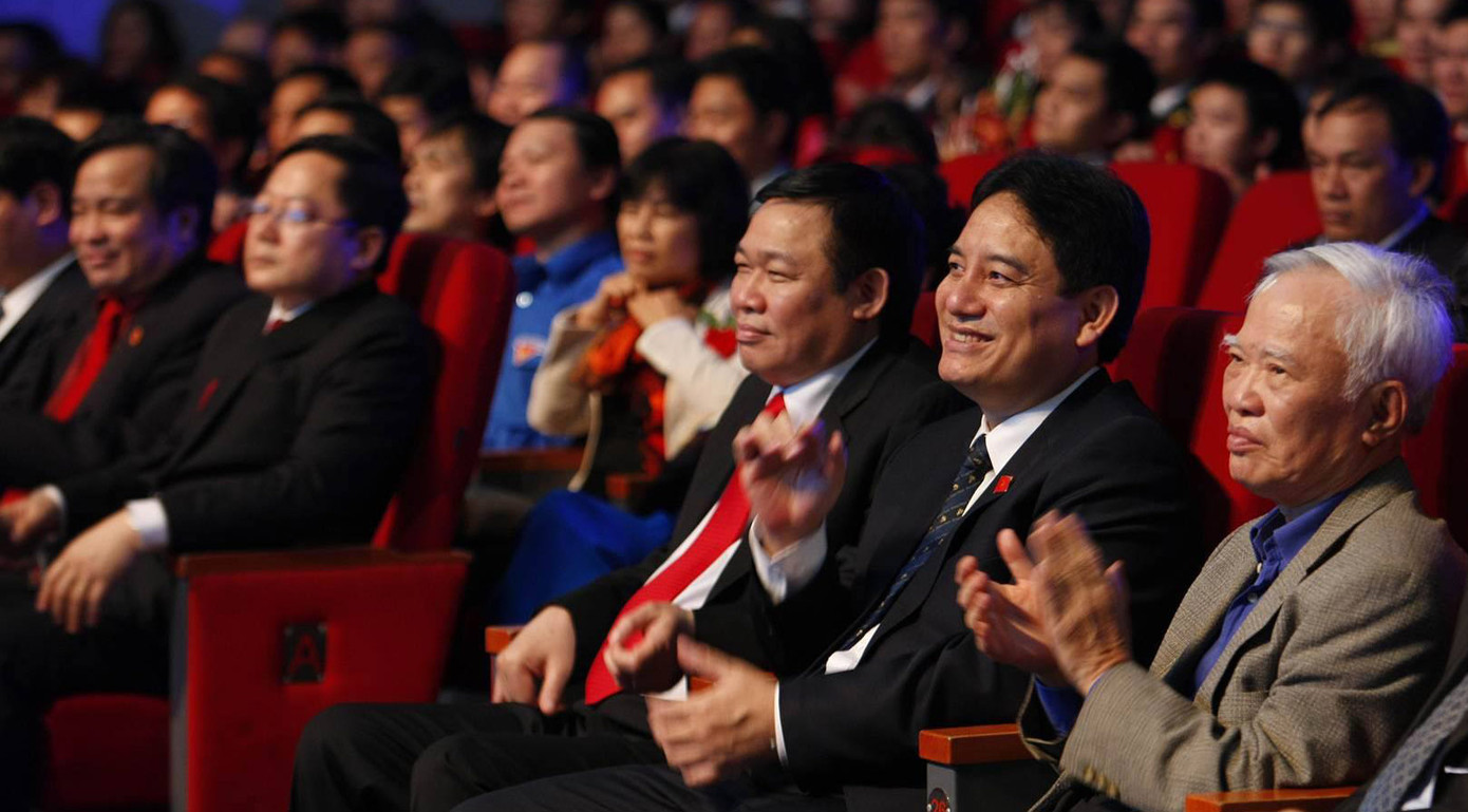 Công bố 10 Gương mặt trẻ Việt Nam tiêu biểu 2015 ảnh 12