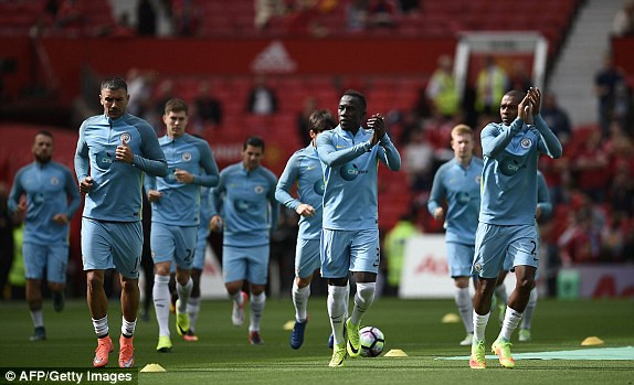 M.U vs Man City (1-2): Quỷ đỏ nếm trái đắng ảnh 8