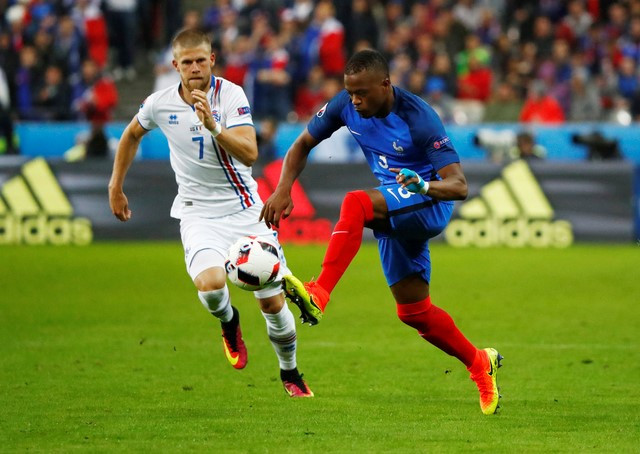 Nhấn chìm Iceland trong 'mưa gôn', Pháp gặp Đức ở bán kết ảnh 21