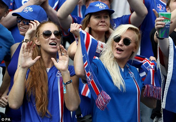 Ronaldo giải cứu Bồ Đào Nha trong cơn mưa gôn ảnh 9