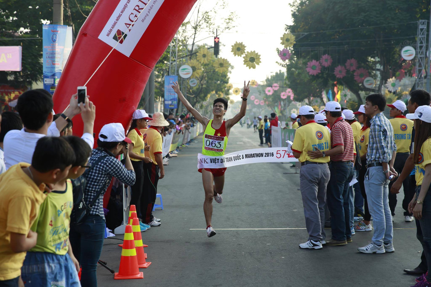 Tưng bừng đua tài Việt dã Tiền Phong ảnh 43