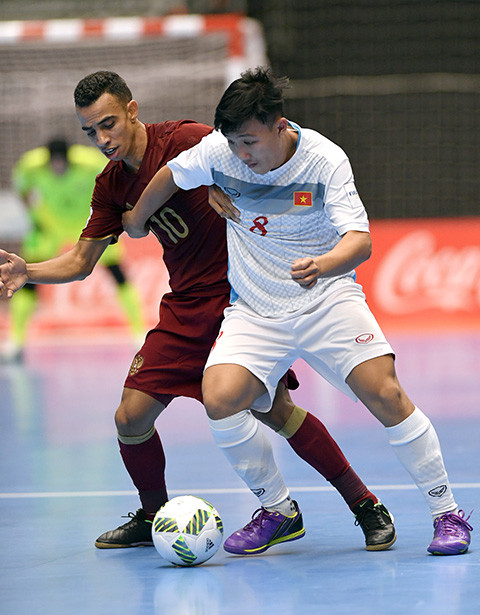 Thua đậm Nga, tuyển Việt Nam chia tay Futsal World Cup ảnh 6