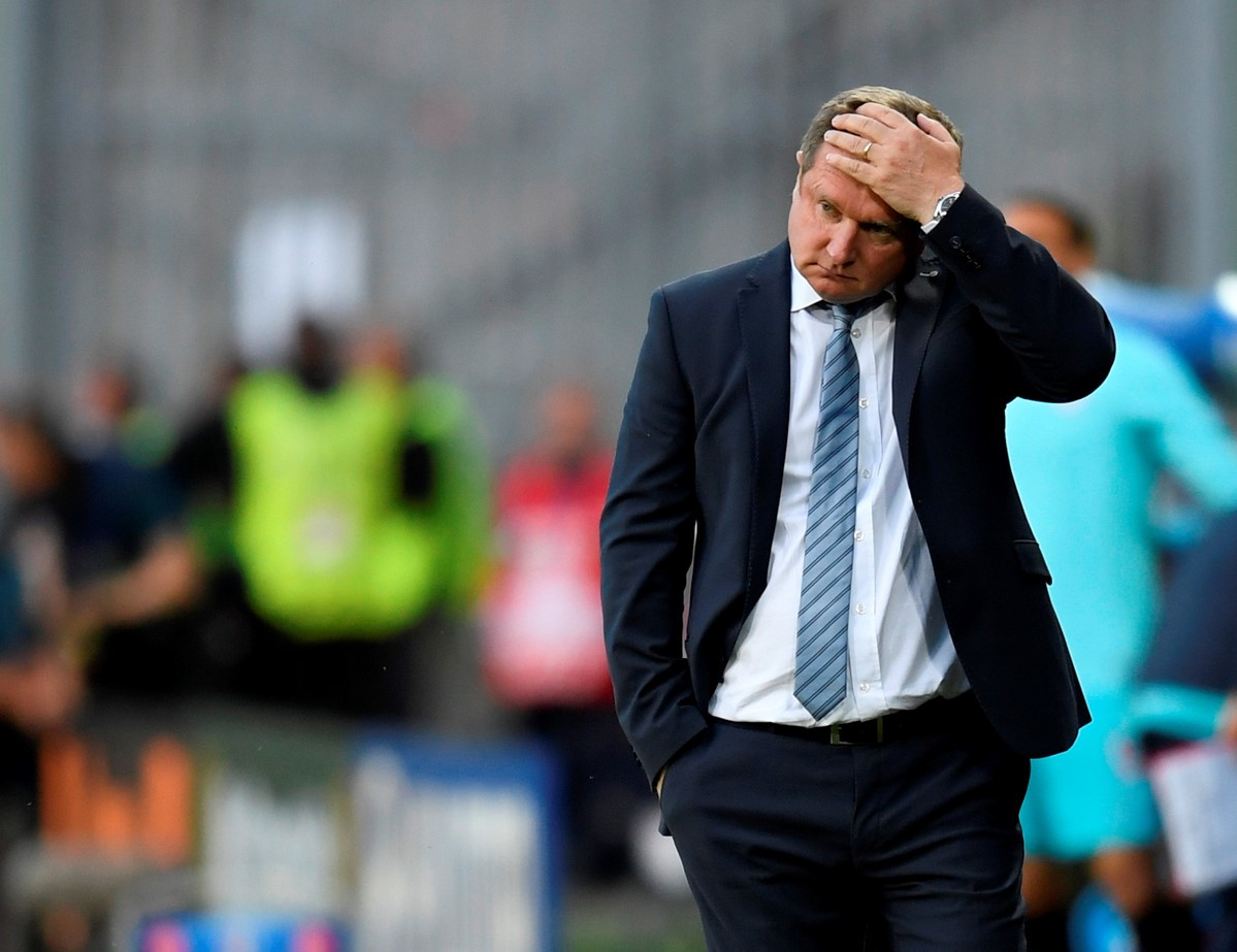 Tạo địa chấn, Croatia cướp ngôi nhất bảng từ Tây Ban Nha ảnh 10