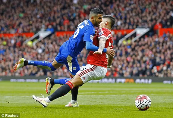 M.U vs Leicester (1-1): Chưa có tân vương ảnh 7
