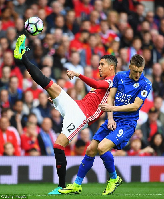 Pogba lần đầu 'nổ súng', M.U vùi dập Leicester City ảnh 9