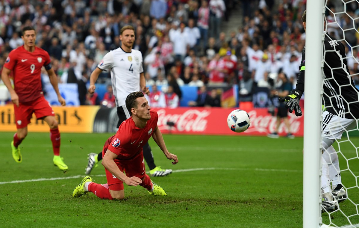 Đức vs Ba Lan (0-0): 'Xe tăng' hỏng pháo ảnh 5