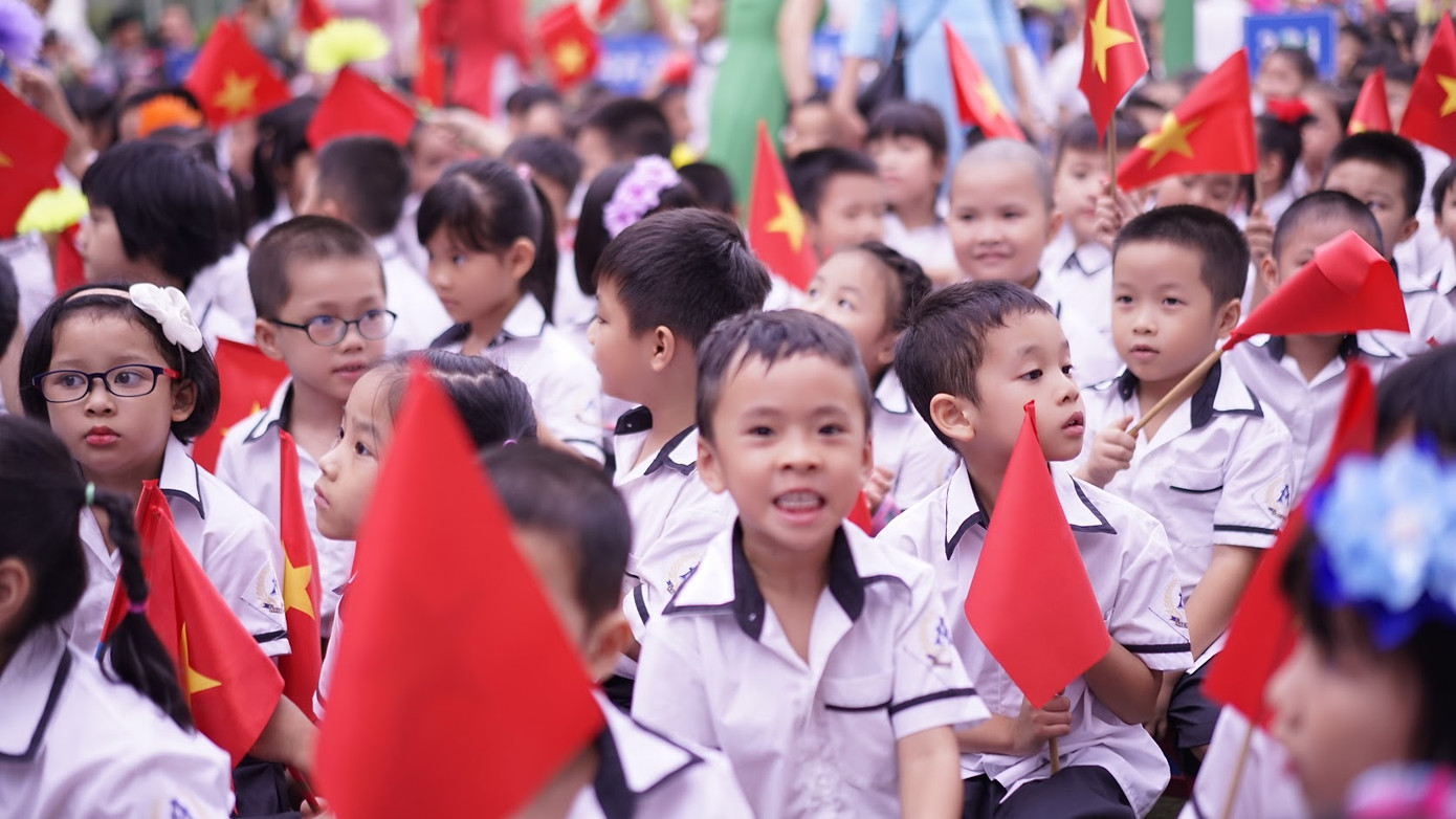 Chủ tịch nước đánh trống khai giảng năm học mới ảnh 28