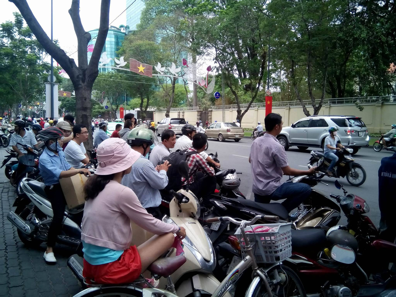 Tổng thống Mỹ Obama kết thúc chuyến thăm Việt Nam ảnh 20