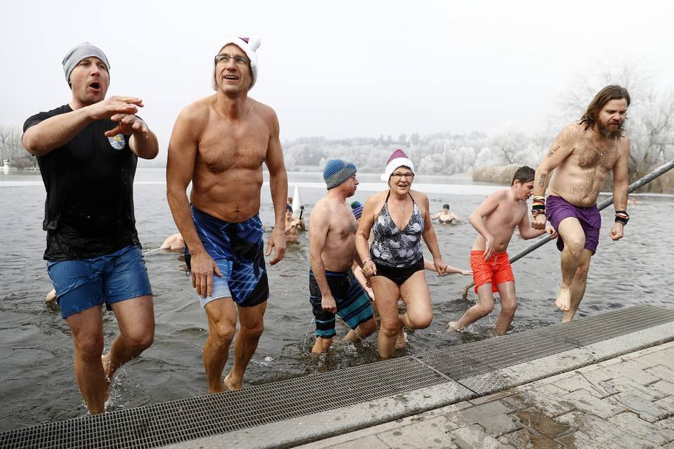 Thế giới tưng bừng chào đón năm 2017 ảnh 21