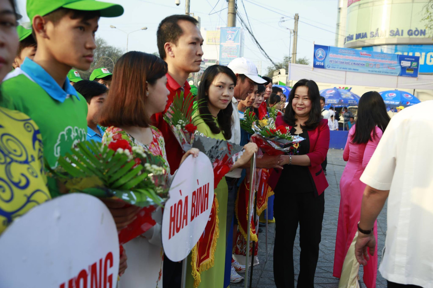 Tưng bừng đua tài Việt dã Tiền Phong ảnh 27