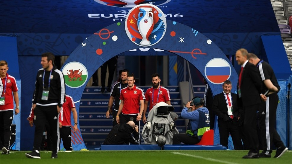 Xứ Wales vùi dập 'Gấu Nga', Anh bất lực trước Slovakia ảnh 13