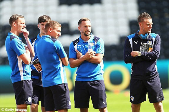 Hull City vs Leicester (2-1): 'Địa chấn' ngày khai mạc ảnh 2