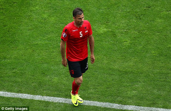 Xứ Wales giành chiến thắng lịch sử ảnh 16