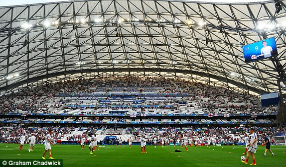 Anh vs Nga (1-1): Cầm vàng lại để vàng rơi ảnh 11