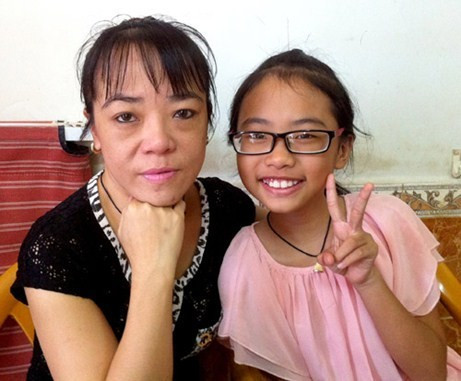 Mỹ Chi và cô Út và cũng là người đại diện nhận show của Mỹ Chi. Mỹ Chi và cô Út và cũng là người đại diện nhận show của Mỹ Chi