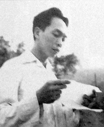 Ngày 2/9/1946 kỷ niệm một năm thành lập nước Việt Nam Dân chủ Cộng hòa, Bí thư Tổng quân ủy Võ Nguyên Giáp tuyên đọc Nhật lệnh của Quân ủy Hội. Ngày 2/9/1946 kỷ niệm một năm thành lập nước Việt Nam Dân chủ Cộng hòa, Bí thư Tổng quân ủy Võ Nguyên Giáp tuyên đọc Nhật lệnh của Quân ủy Hội