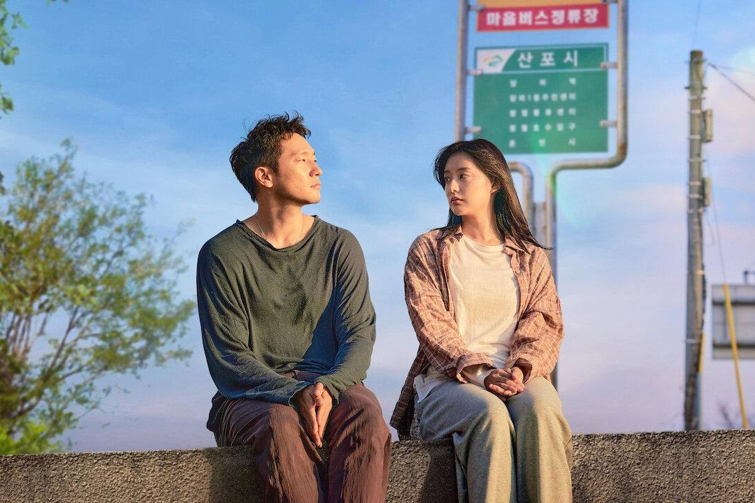 Các cặp đôi hạnh phúc luôn cổ vũ và hỗ trợ nửa kia của mình đạt được ước mơ. Các cặp đôi hạnh phúc luôn cổ vũ và hỗ trợ nửa kia của mình đạt được ước mơ.