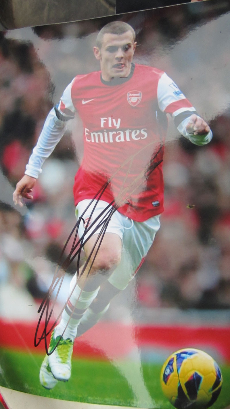 Những chữ ký của cầu thủ như này không phải ai cũng có. Những chữ ký của cầu thủ như này không phải ai cũng có