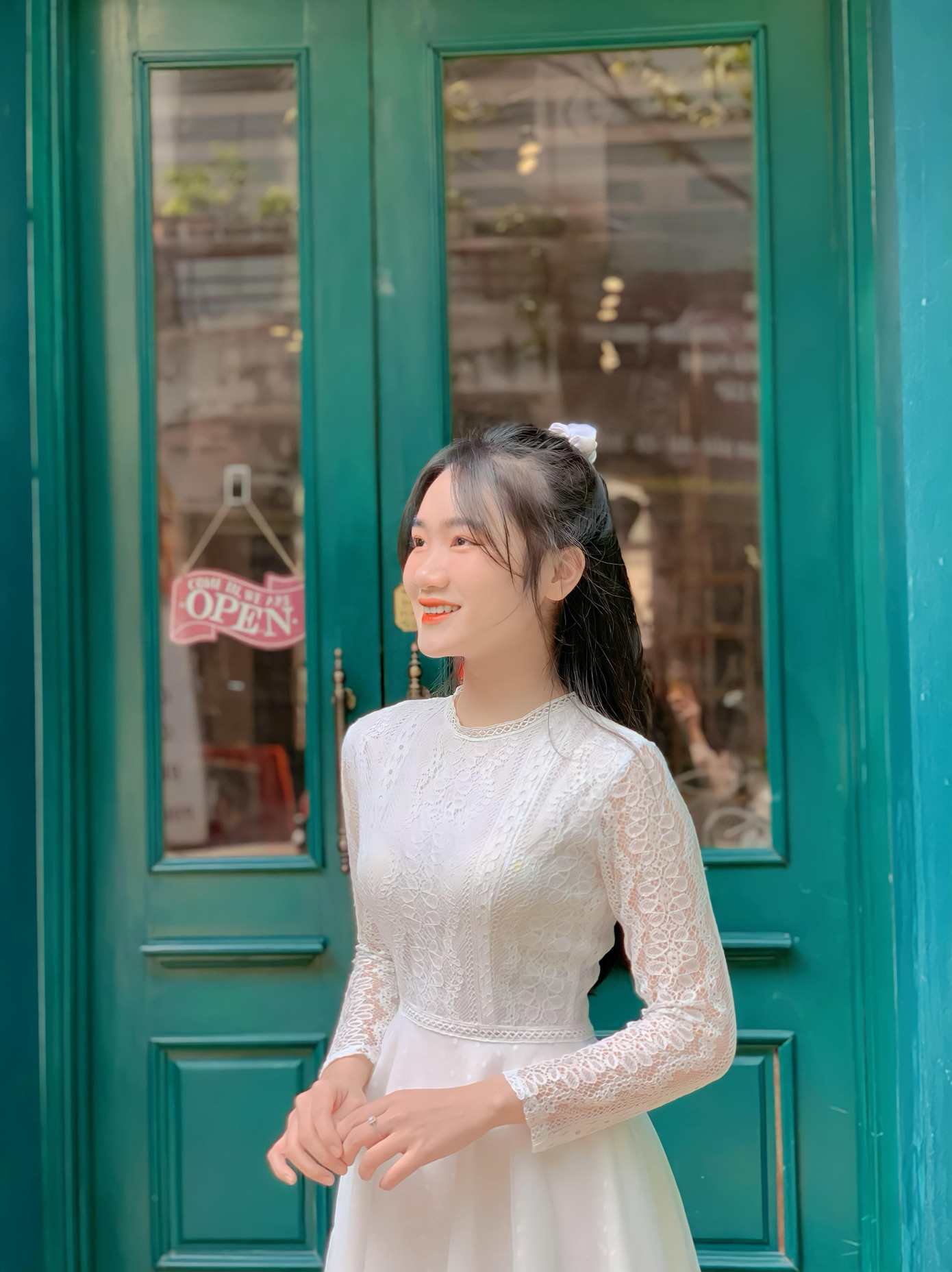 Lê Thị Thu Hiền Lê Thị Thu Hiền