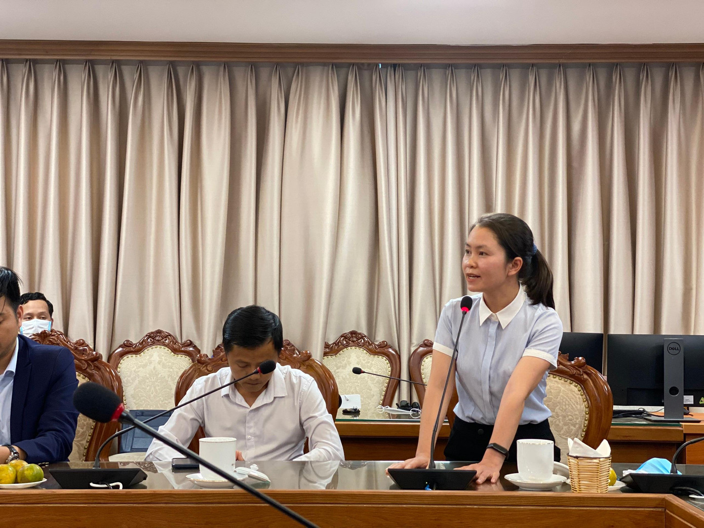 Các tác giả trao đổi tại buổi gặp mặt Các tác giả trao đổi tại buổi gặp mặt