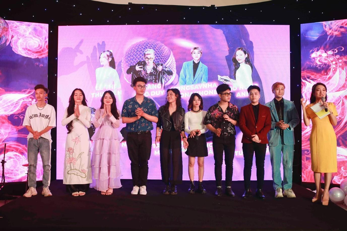 TOP 9 thí sinh tranh tài tại vòng chung kết TOP 9 thí sinh tranh tài tại vòng chung kết