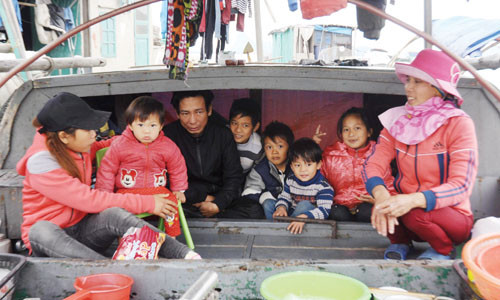 Lênh đênh trên làng chài di sản ảnh 1