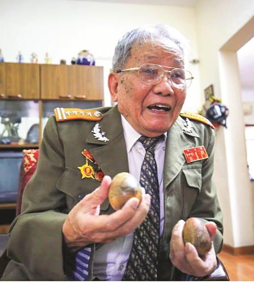 Cụ Hồ ở Hàng Châu – Chuyện giờ mới kể ảnh 2