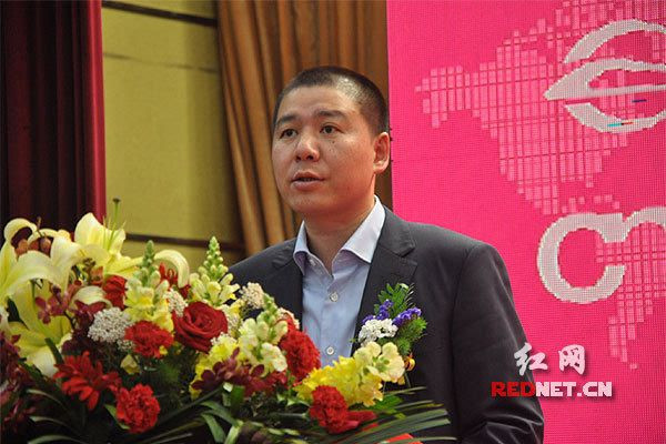 Tịch thu tài sản phi pháp của bị cáo bỏ trốn ảnh 1