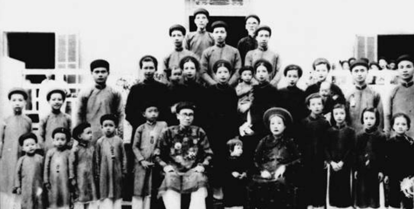 Hai người đàn bà họ Lê âm thầm để đàn ông toả sáng ảnh 1