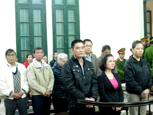 Các bị cáo trong phiên tòa sáng nay