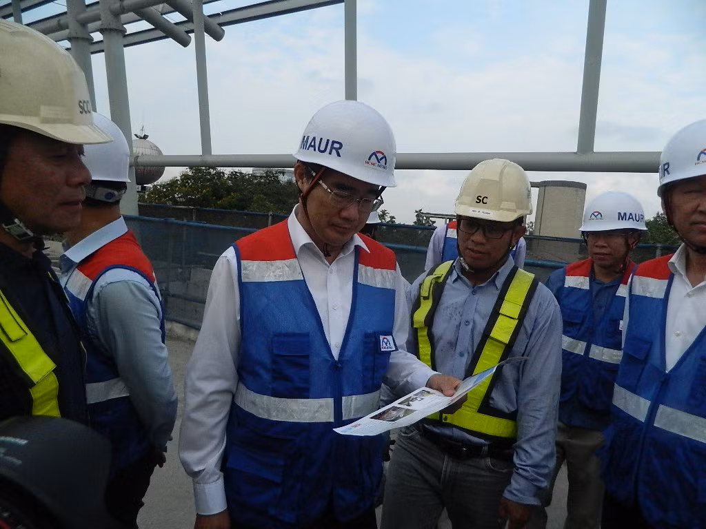 Bí thư TPHCM giải quyết 'nóng' vướng mắc trên công trường metro ảnh 4