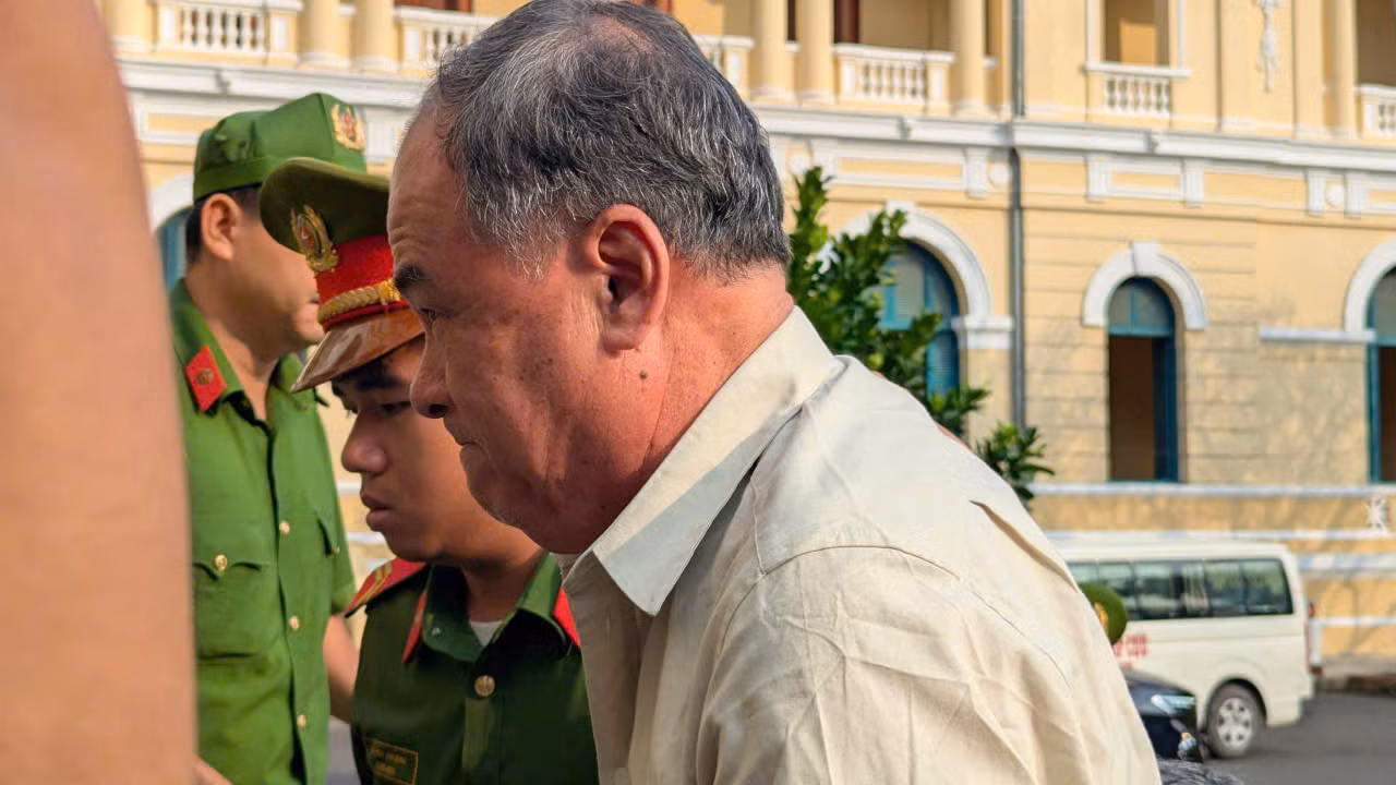 Ông Nguyễn Thanh Bình vừa bị đại diện Viện Kiểm sát đề nghị phạt 9-10 năm tù.