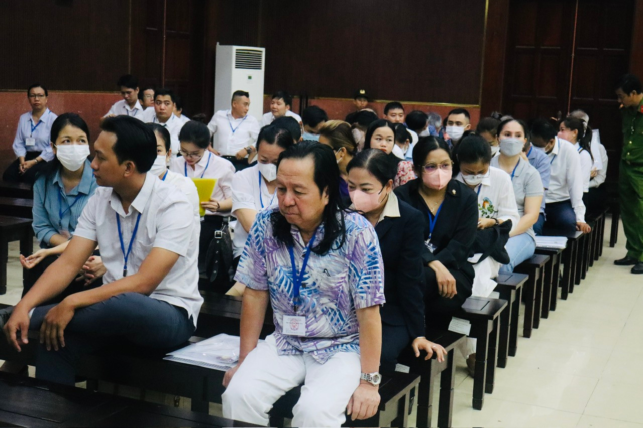 Một góc phòng xử án sáng nay 25/3. Ảnh: Tân Châu