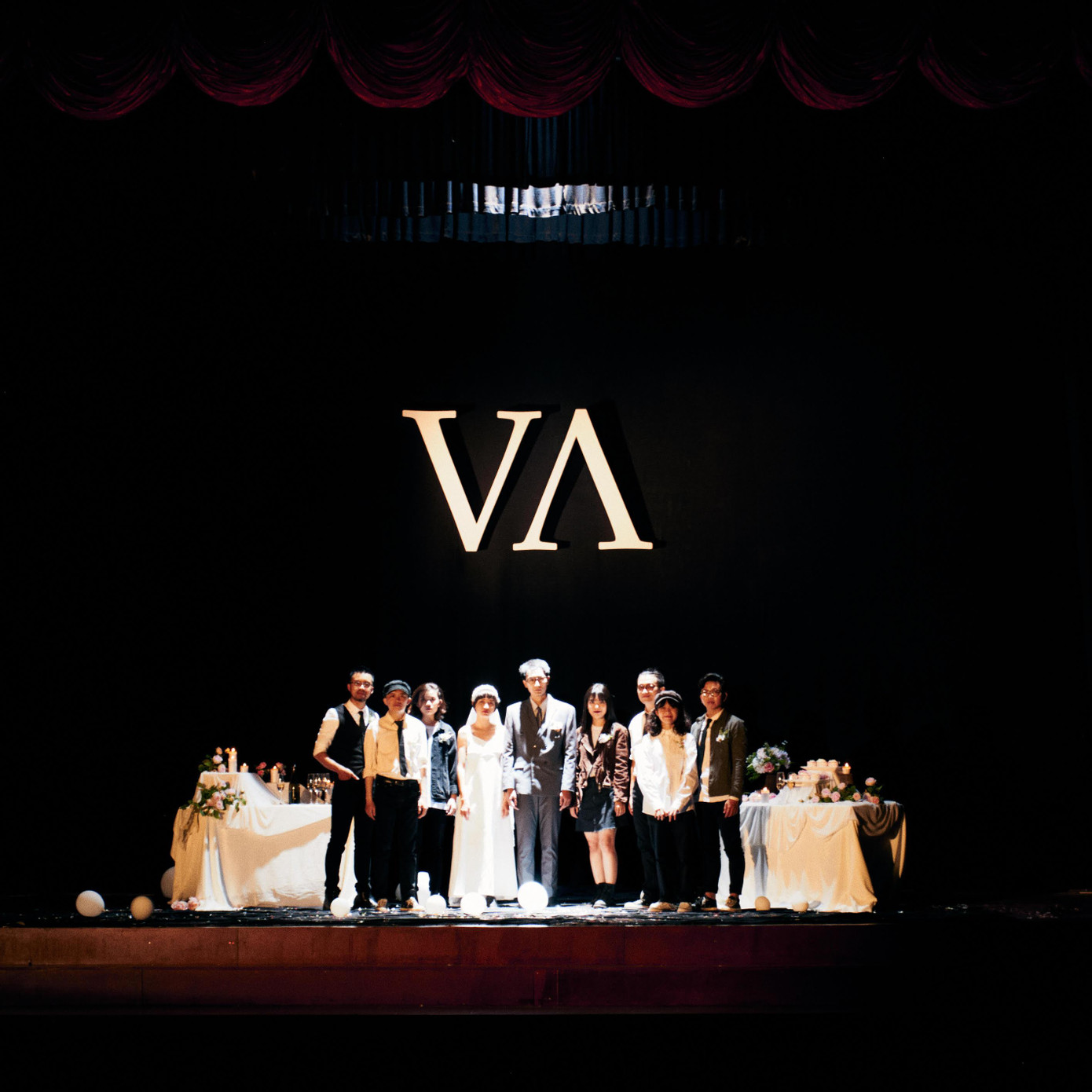 Dự án album vol 5 mang tên &quot;Và&quot; của nhóm Cá Hồi Hoang sẽ phát hành trong thời gian tới.