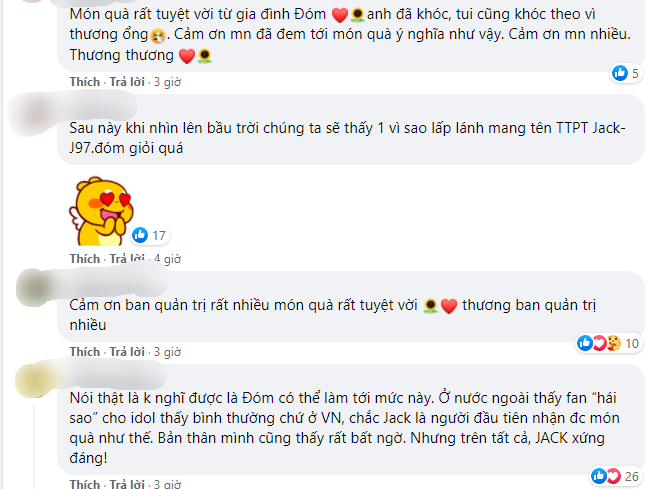 Khán giả bày tỏ cảm xúc trước những món quà do FC của Đóm chăm chút thực hiện. Khán giả bày tỏ cảm xúc trước những món quà do FC của Đóm chăm chút thực hiện.