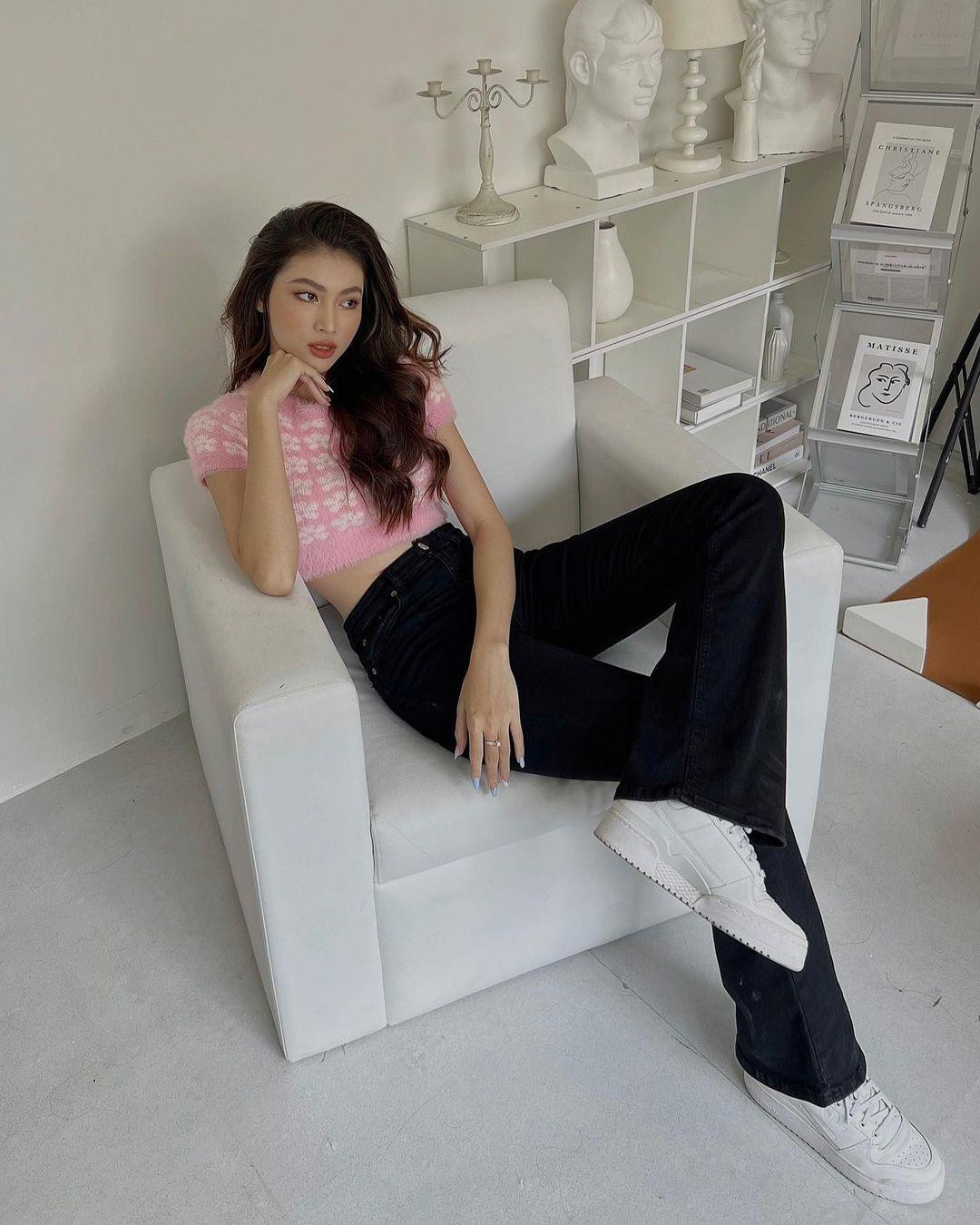 Nhan sắc ngọt ngào và duyên dáng của Á hậu Việt Nam 2020 nhận được nhiều lời khen của các fans. Nhan sắc ngọt ngào và duyên dáng của Á hậu Việt Nam 2020 nhận được nhiều lời khen của các fans.