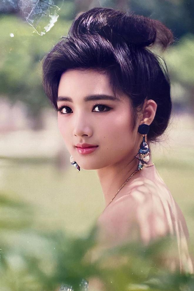 Giáng My xinh đẹp, quyến rũ thời trẻ.