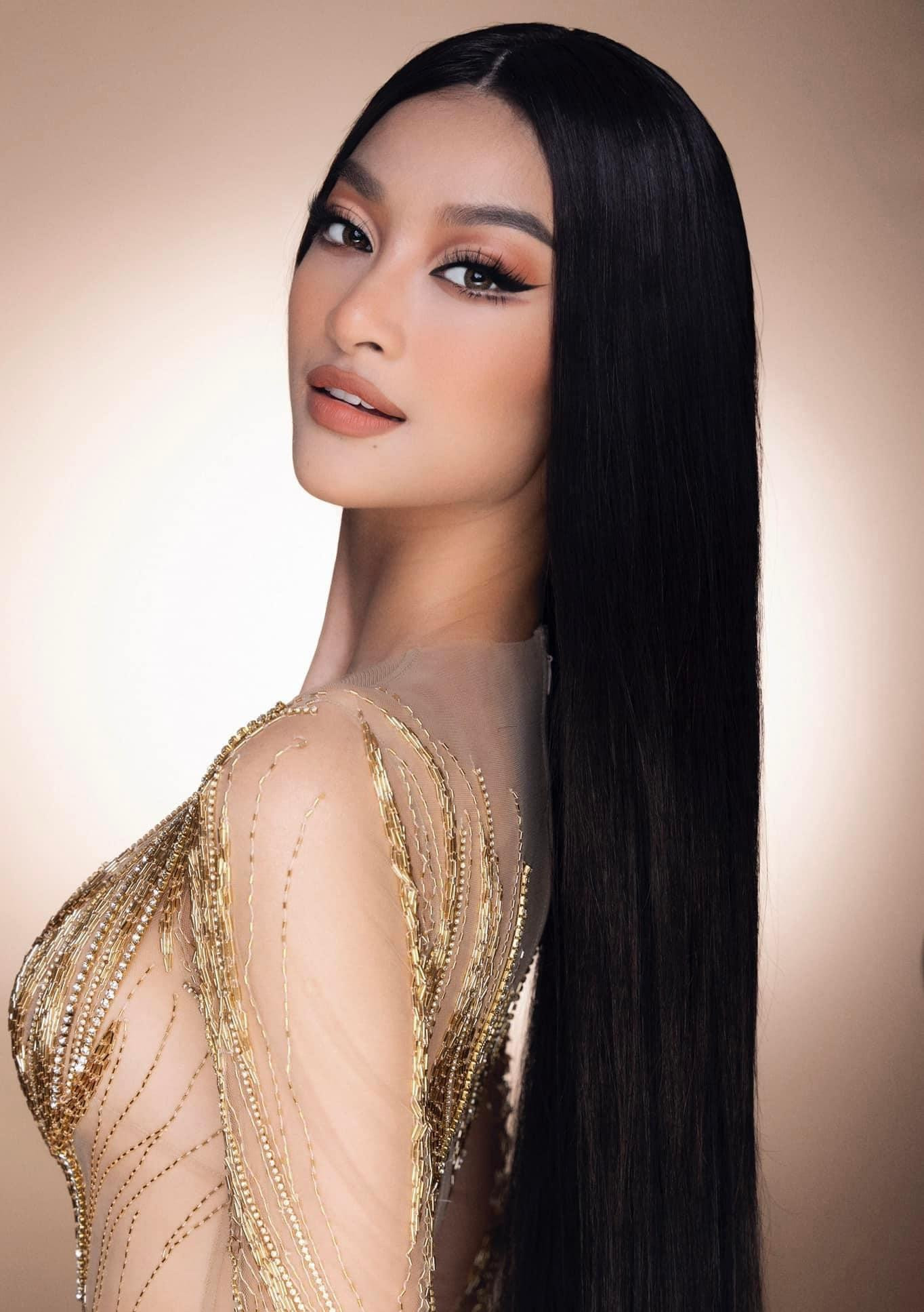 Á hậu Kiều Loan khoe dáng nóng bỏng với đầm xuyên thấu. Á hậu Kiều Loan khoe dáng nóng bỏng với đầm xuyên thấu.