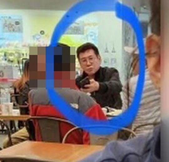 Jo Hyung Ki được nhìn thấy ở Mỹ vào năm 2022. Jo Hyung Ki được nhìn thấy ở Mỹ vào năm 2022.