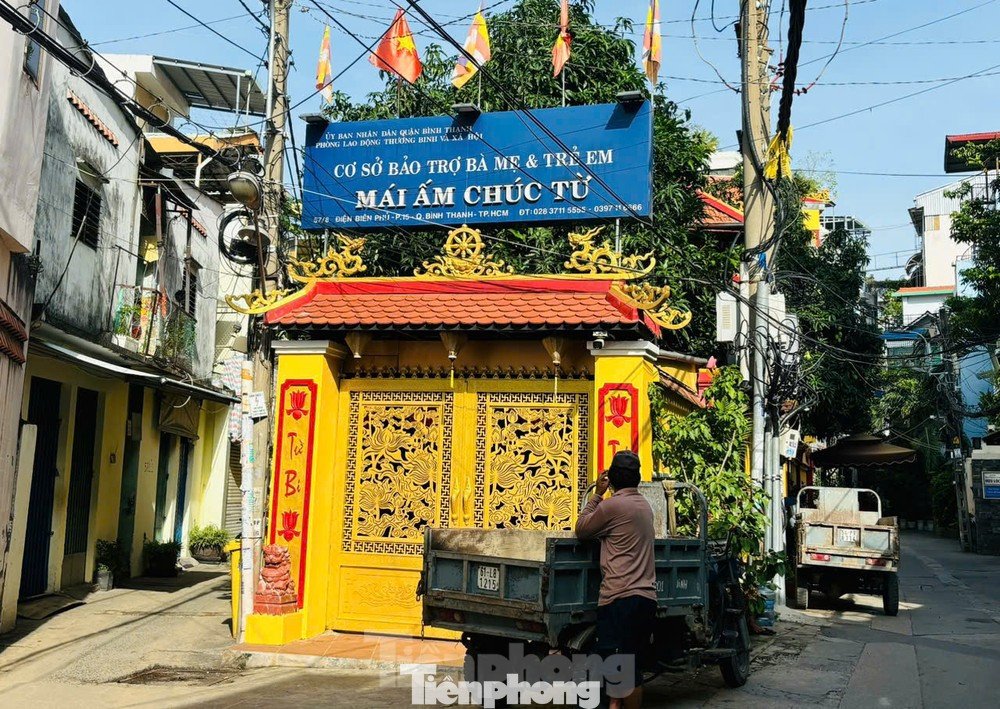 Cơ sở bảo trợ xã hội chăm sóc trẻ em Chúc Từ có địa chỉ số 57/8 Điện Biên Phủ, phường 15, quận Bình Thạnh. Ảnh: Nguyễn Dũng Cơ sở bảo trợ xã hội chăm sóc trẻ em Chúc Từ có địa chỉ số 57/8 Điện Biên Phủ, phường 15, quận Bình Thạnh. Ảnh: Nguyễn Dũng