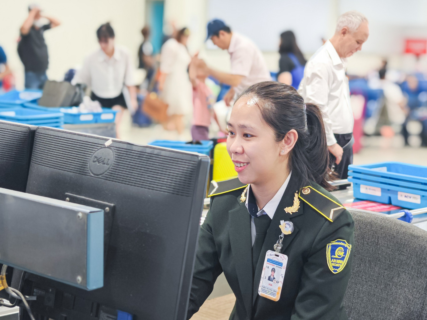 Các đơn vị sẽ tăng cường giám sát người và phương tiện ra vào các cổng kiểm soát; Rà soát hệ thống camera tại khu vực thủ tục, băng chuyền hành lý tại nhà ga quốc tế, quốc nội; Điều phối, phân luồng giao thông, giảm thiểu ùn tắc.