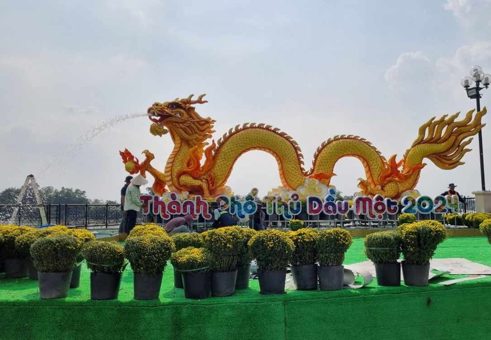 Rồng vàng uy nghi, linh vật năm Giáp Thìn 2024 của Bình Dương chính thức trình làng