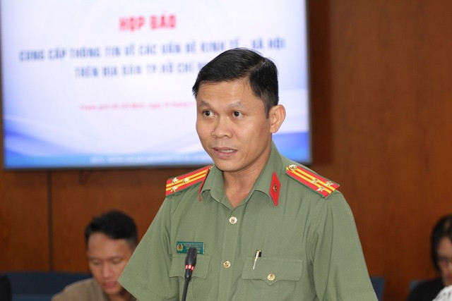 Thượng tá Nguyễn Thăng Long kêu gọi người dân tố giác hoạt động livestream vi phạm trên mạng xã hội